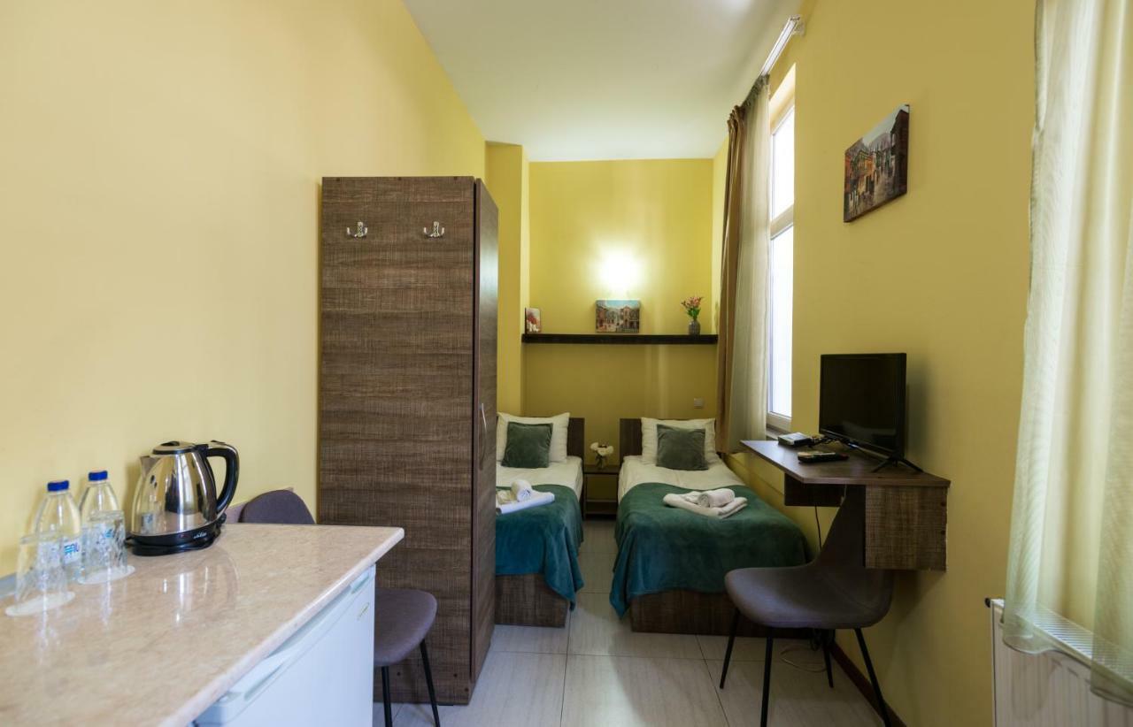 Accent Hotel Tbilisi Buitenkant foto
