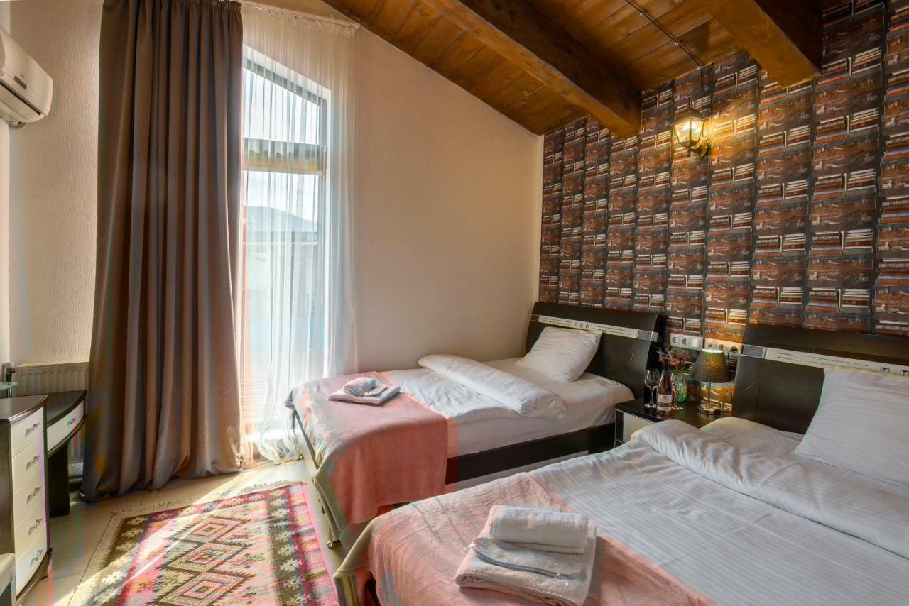 Accent Hotel Tbilisi Buitenkant foto