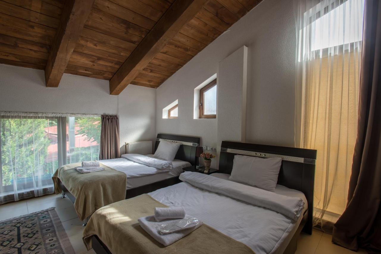 Accent Hotel Tbilisi Buitenkant foto