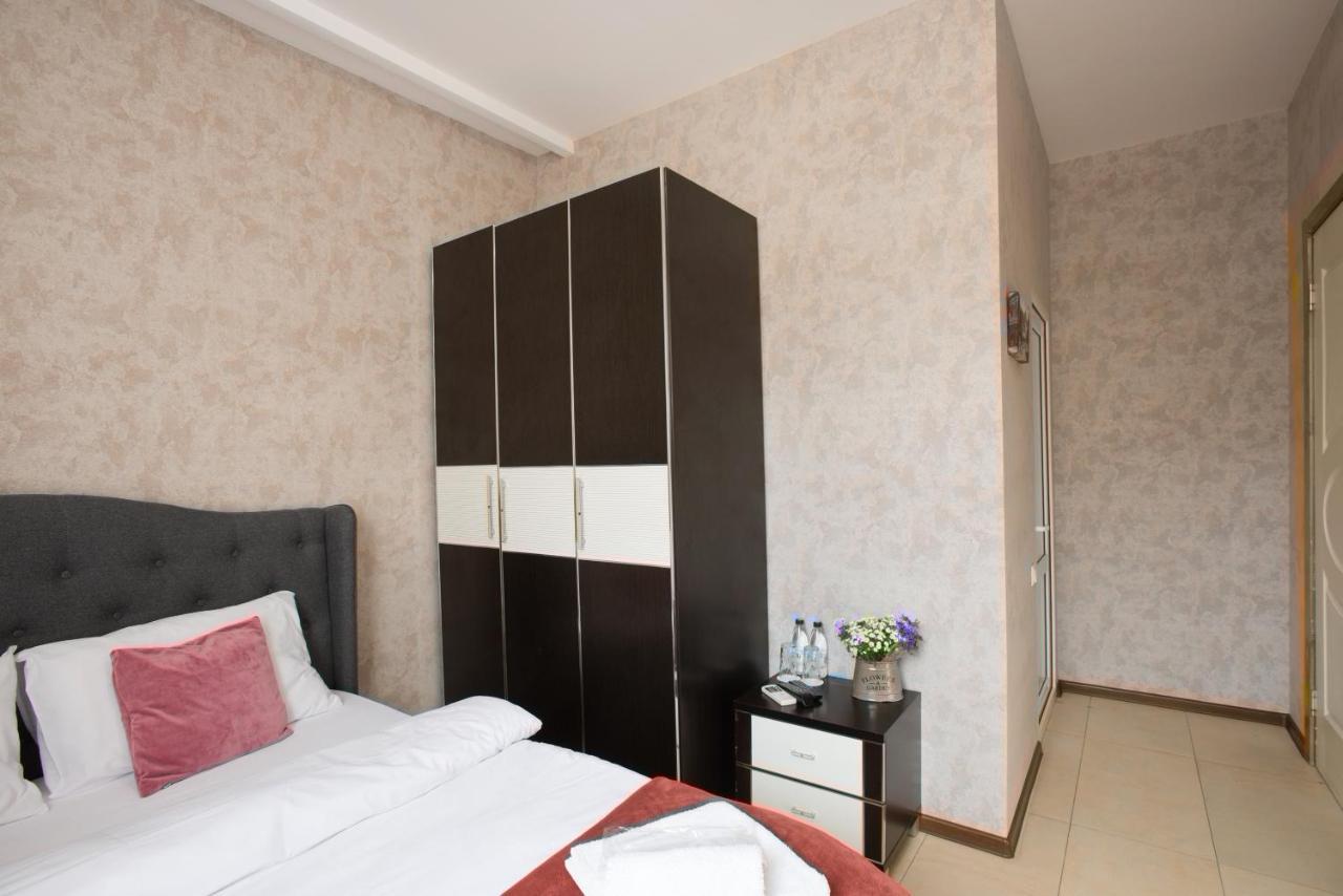 Accent Hotel Tbilisi Buitenkant foto